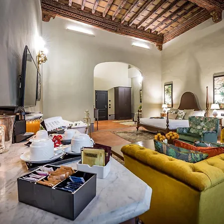 Hotel Palazzo Ridolfi - Residenza D'epoca 3*