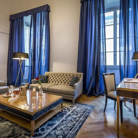 Szálloda Palazzo Ridolfi - Residenza D'epoca 3*