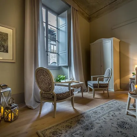 Palazzo Ridolfi - Residenza D'epoca فندق