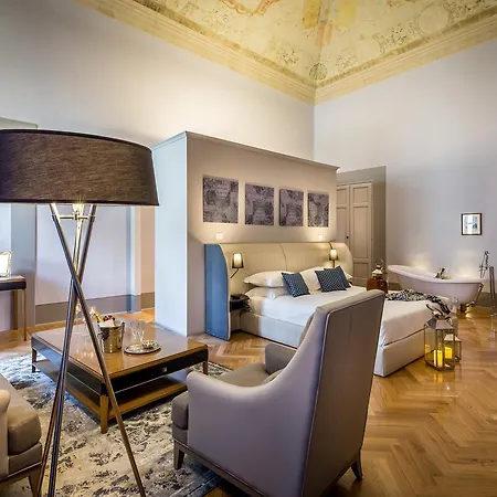 Palazzo Ridolfi - Residenza D'epoca 3*