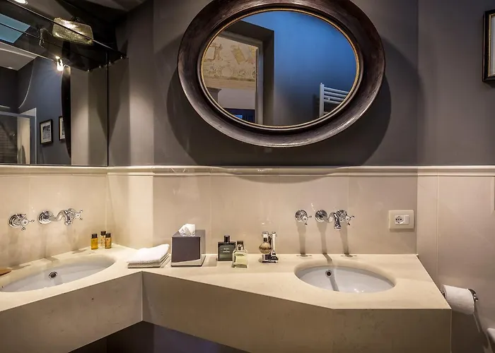 Palazzo Ridolfi - Residenza D'epoca 3*