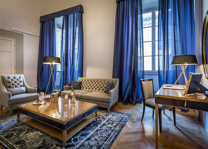 Hotel Palazzo Ridolfi - Residenza D'epoca 3*